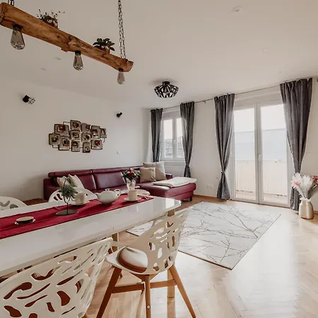 Ferienwohnung Leibnitz Apartman